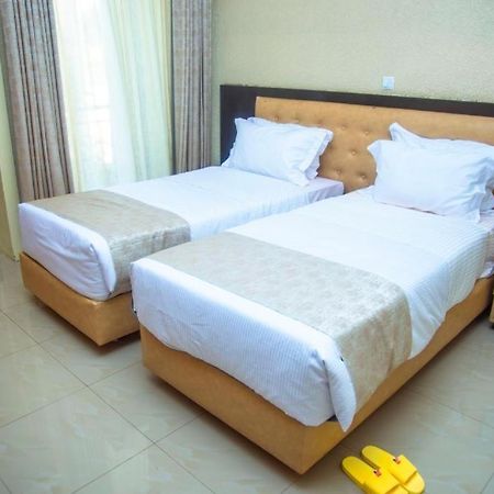 Quality Inn Hotel קיגאלי מראה חיצוני תמונה